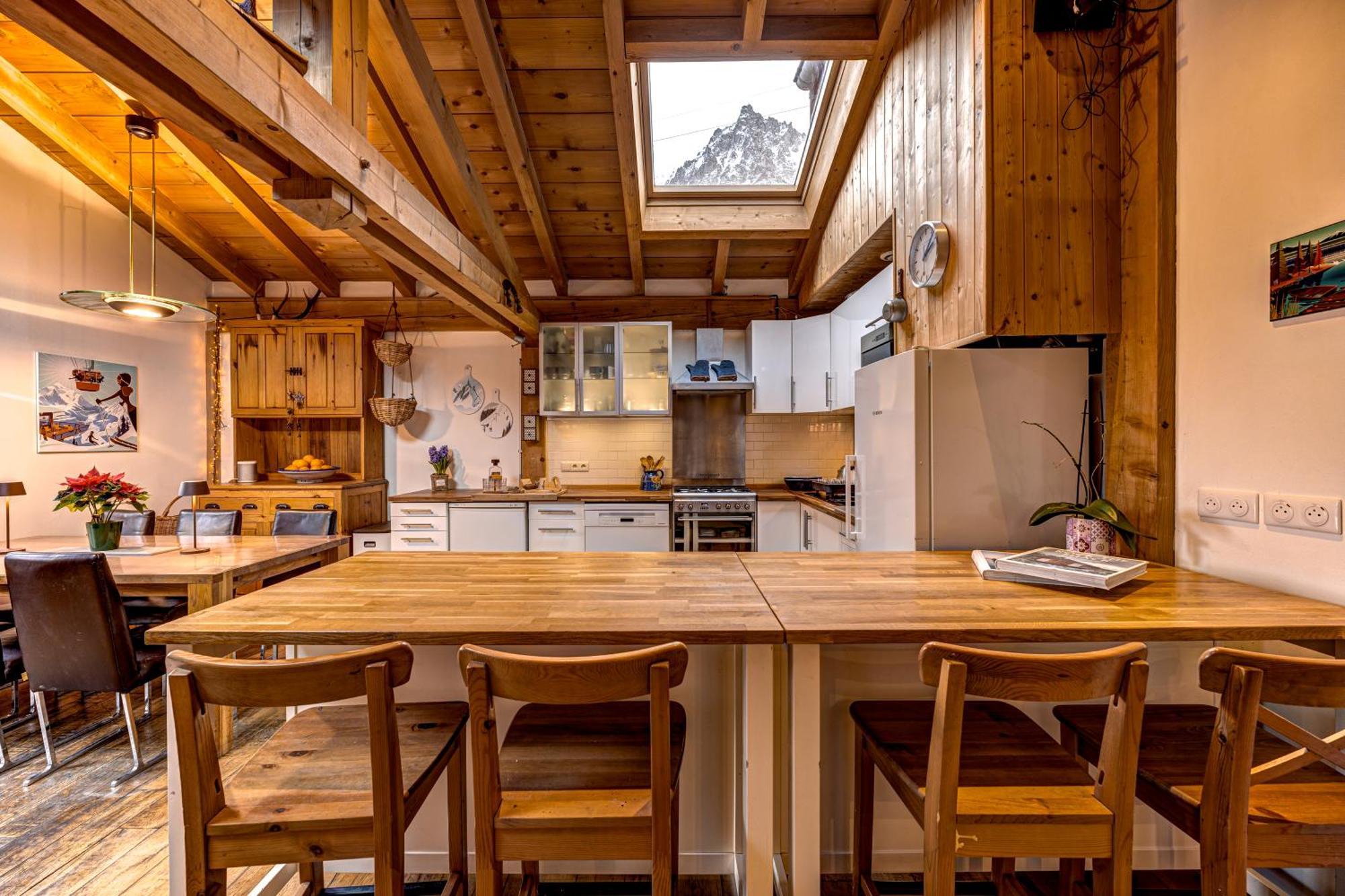 Tiki Lodge - Hot Tub & Sauna Chamonix Exteriör bild
